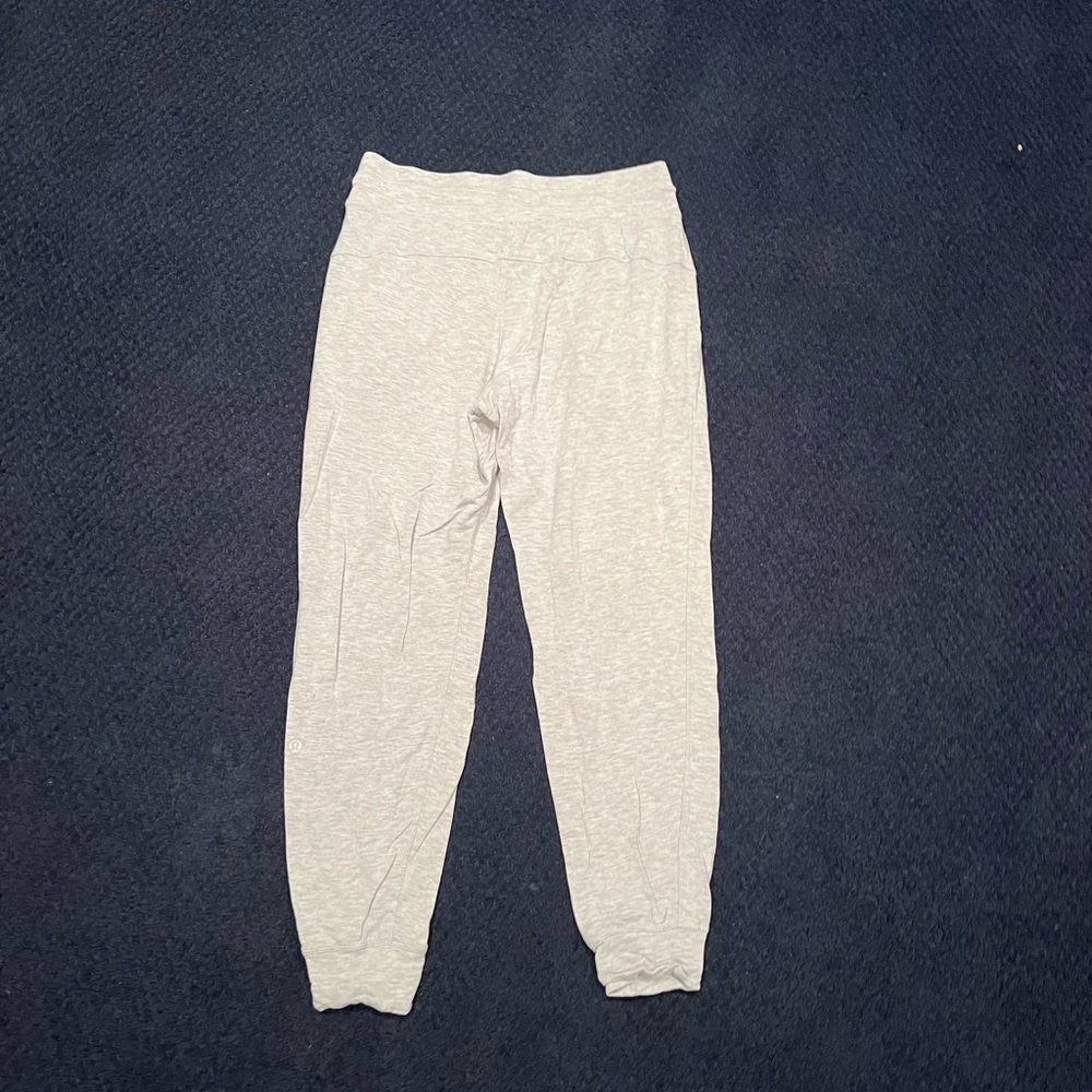 Lulu Lemon French Terry Grey/Gray Jogger, Size 8, Soft